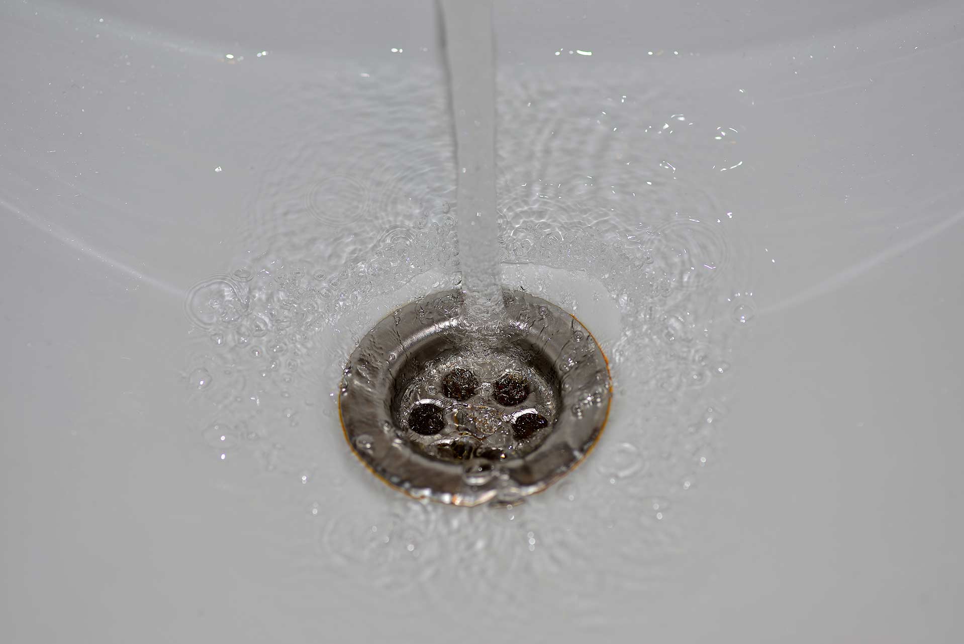 A2B Drains provides services to unblock blocked sinks and drains for properties in Thorpe.